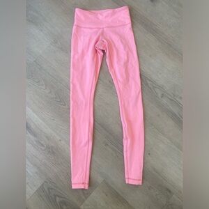 Lululemon peach mid ride leggings. Sz. 2